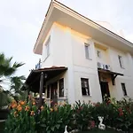Caretta Apartament *